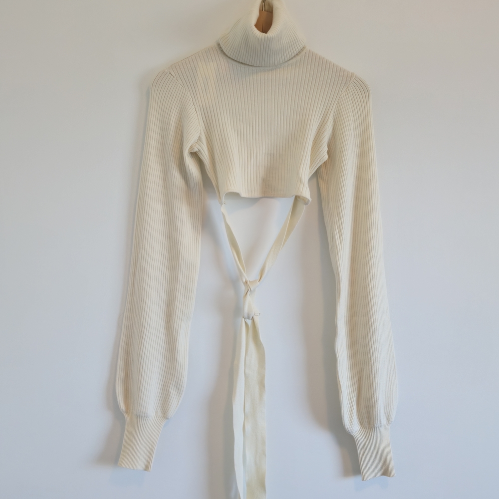 NWT ELADAY Cream Ribbed Turtleneck Crop Sweater Size M
